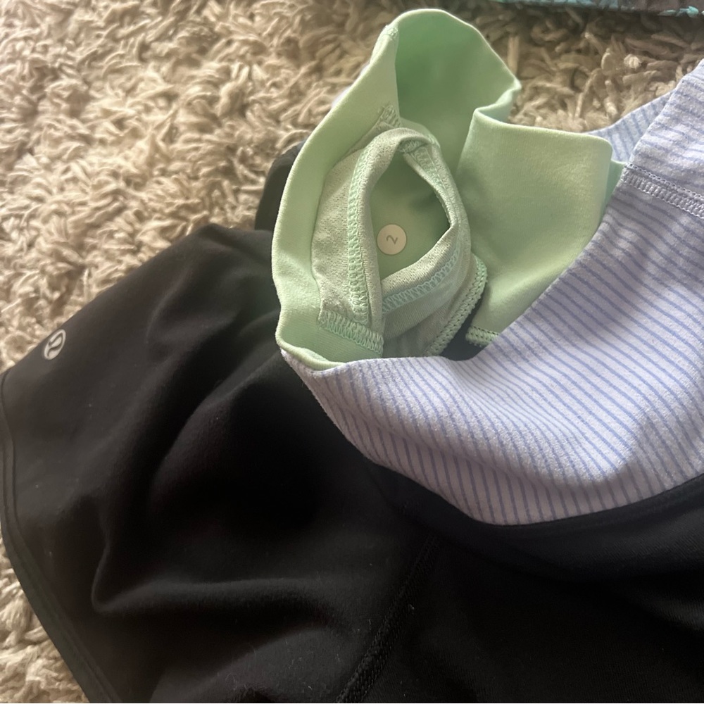Lululemon Energy Bra and Astro Shorts - Picture 3 of 4